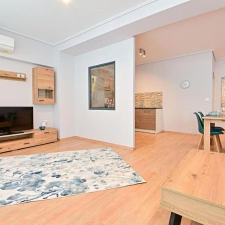 Cozy Apartment Located On Piraeus Port Area- 외부 사진