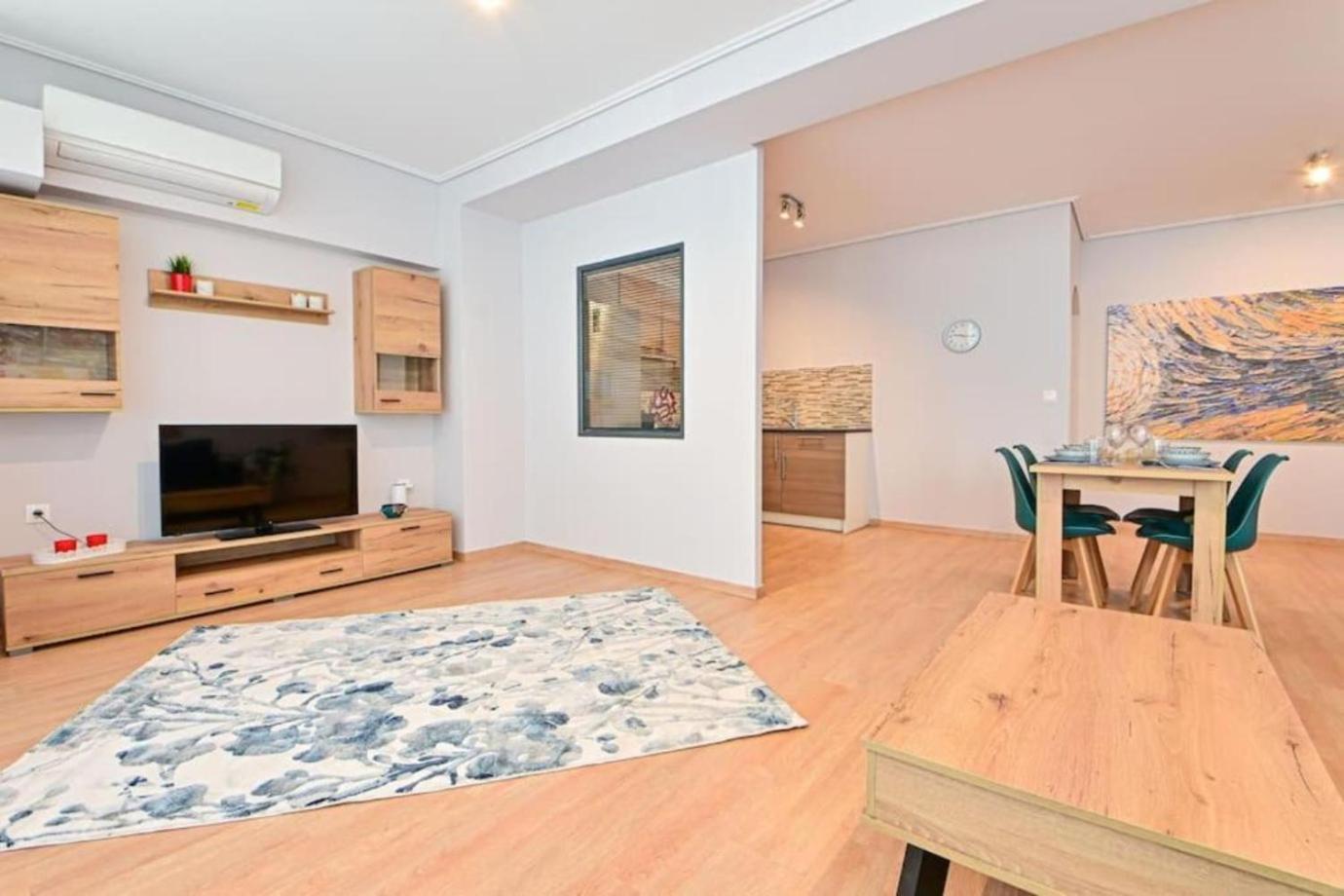 Cozy Apartment Located On Piraeus Port Area- 외부 사진